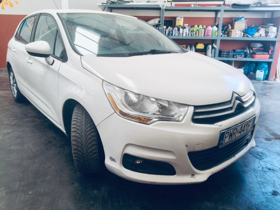 Citroën C4 белый 2015