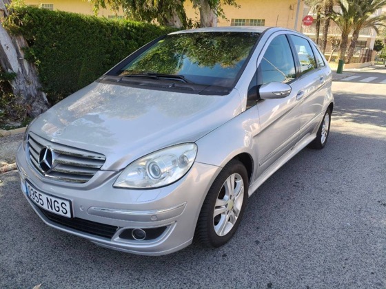 Mercedes B200 серебро 2010